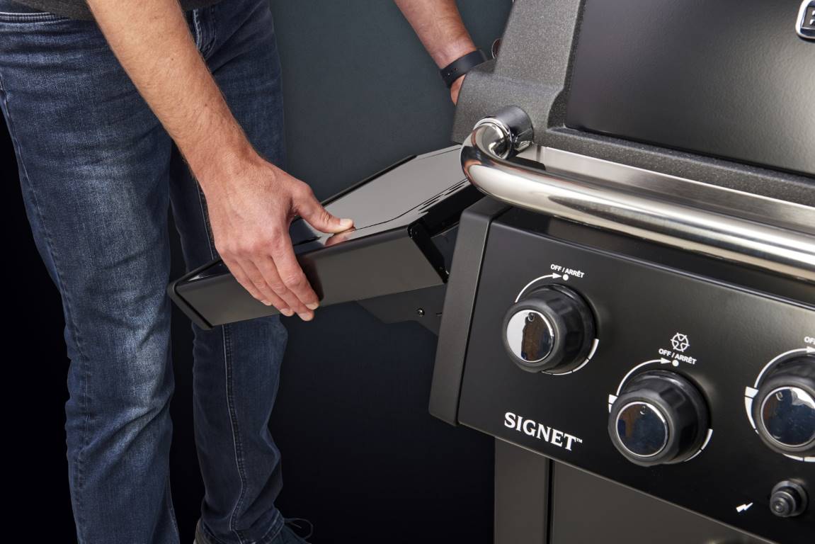 Ψησταριά Υγραερίου Signet 390 Shadow – Broil King