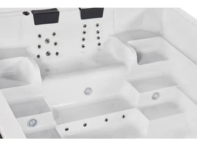 Swim Spa Turbine 12